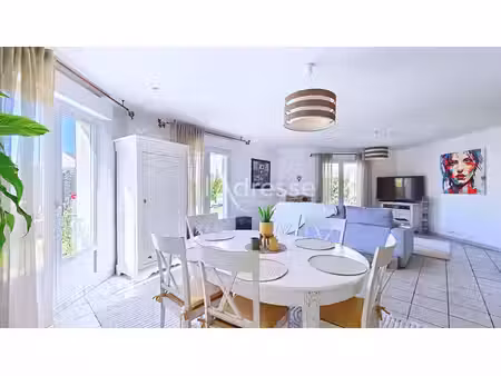 vente maison 6 pièces  120.00m²  montévrain