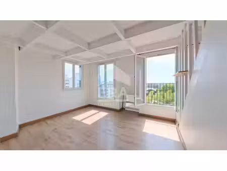 appartement 1 pièces 29 m² à vendre / acheter saint-denis 93200 ? | era immobilier