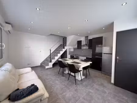 maison récente - 33 m2 - f2 - secteur pavillonnaire - egly (91)