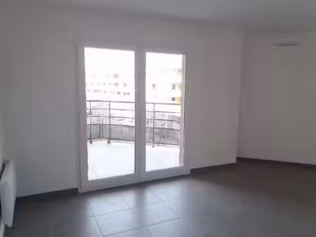 location appartement 1 pièce 32m² castelnau le lez 34170