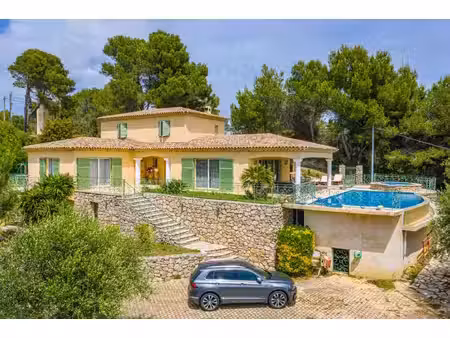 location maison 6 pièces 212 m² à nice (06200)