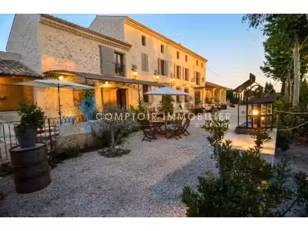 propriete 11pièce(s) 7chambre(s) 400 m² vallabrègues (30300)