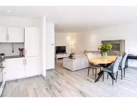 appartement te koop in brasschaat met 3 slaapkamers