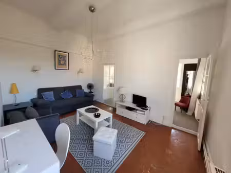 location appartement 2 pièces 51 m² à aix-en-provence (13100)