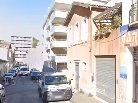 location local industriel 83 m² à marseille 4 (13004)