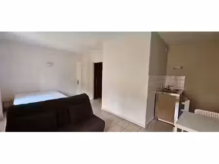 location appartement 1 pièce 28m² privas 07000