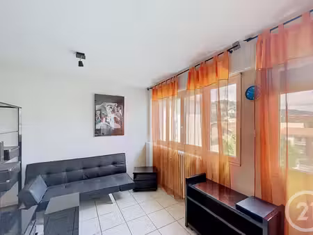 location appartement 1 pièce 32m² royat 63130