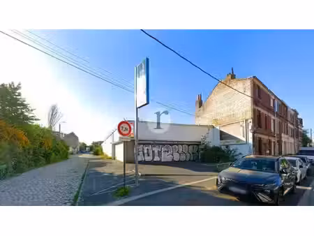 vente commerce faches thumesnil 59155 750m²