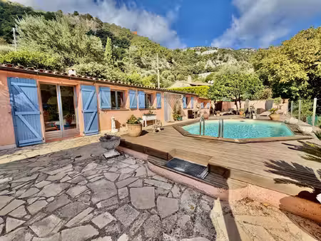 la turbie - maison avec piscine proche de monaco