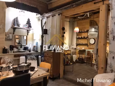 vente commerce barcelonnette 04400 188m²