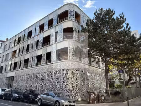 location bureaux 235m²