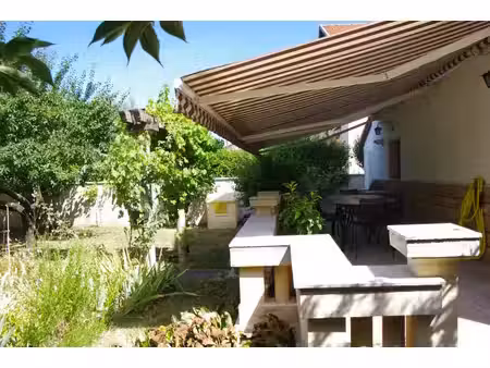 bron entrée du 8 ème maison 5 chambres sur jardin 520 m²