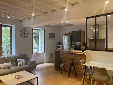 cremieu centre - maison 130 m² 3/4 chambres - garage et cave