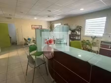 vente bureaux nimes 30000 130m²