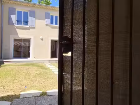 villa t4 avec garage et carport secteur calme résidentiel pr