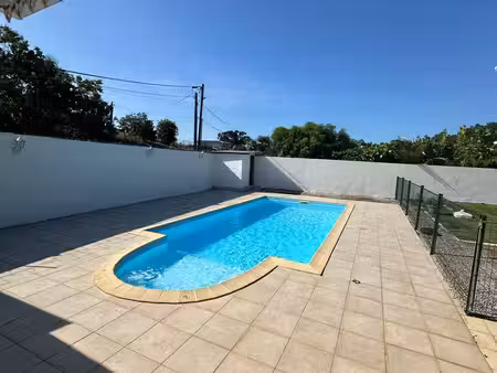villa de 90 m2 avec piscine - secteur suzini