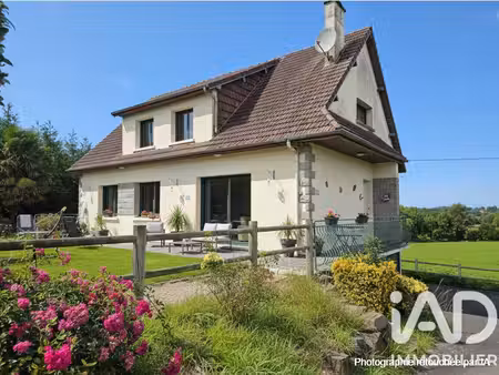 maison à la lucerne d’outremer (50320)
