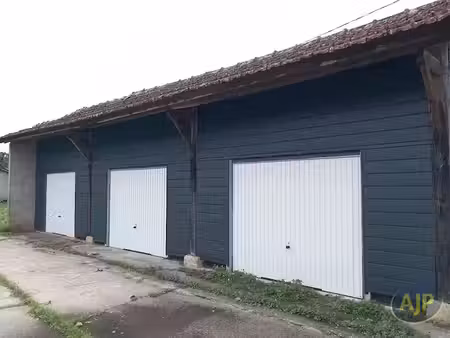 location parking 10 m² à gaillan-en-médoc (33340)  100 €