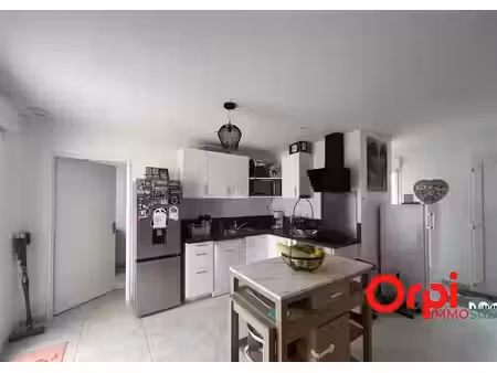 location maison 4 pièces 94.7 m² à oresmaux (80160)  880 €