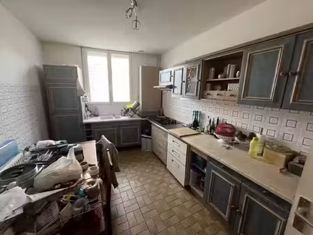 maison 2 chambres et 1 bureau à st momelin sans extérieur