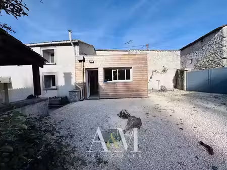 location maison 4 pièces 125.84 m² à châteauneuf-sur-charente (16120)  847 €