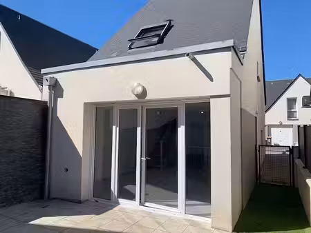 location maison 3 pièces 68.9 m² à tours (37000)  966 €