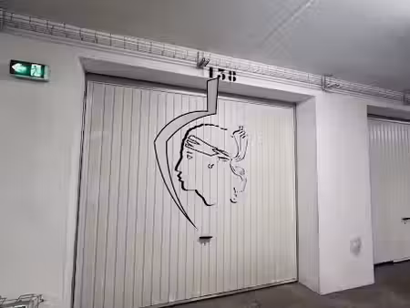 location parking 21.5 m² à ajaccio (20000)  195 €