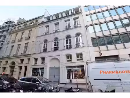 location locaux professionnels 39 m² à paris 2ème (75002)  1 724 €