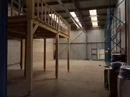 location locaux professionnels 376 m² à drancy (93700)  3 600 €