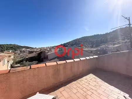 maison de village avec terrasse et double garage à vendre