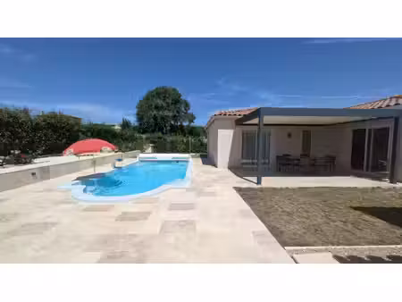 à vendre villa recente t4 90m² avec piscine et garage sur 703m