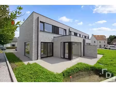 huis te koop in sint-jan met 3 slaapkamers