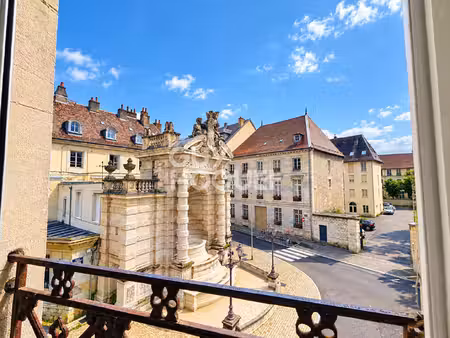 boucle  appartement 79 m²
