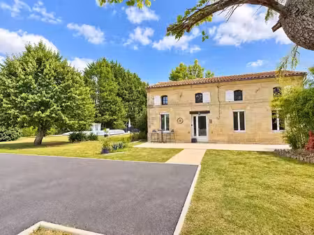 vente maison 6 pièces 170 m² à gauriaguet (33240)  352 000 €