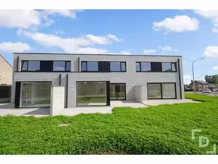huis te koop in sint-jan met 3 slaapkamers