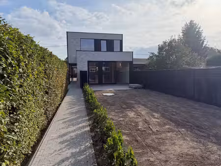 huis te koop in nijlen met 3 slaapkamers