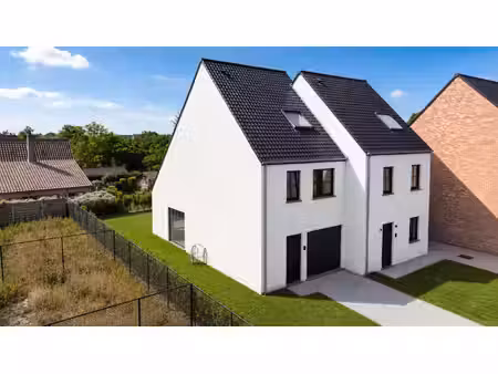 huis te koop in jabbeke met 3 slaapkamers