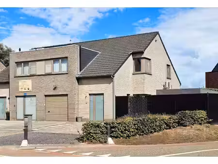 huis te koop in stekene met 3 slaapkamers