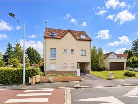 spécial investissement locatif - amiens sud  proche fac et chu t2 avec emplacement parking