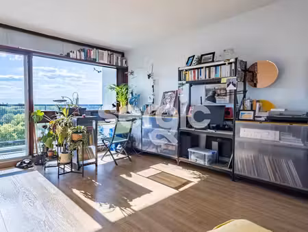 appartement croix de 43m2 avec balcon et garage