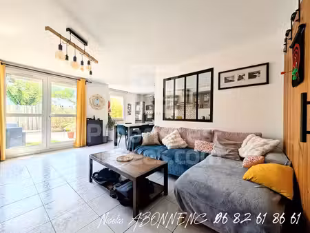 appartement 4 pièce(s) 79 m2