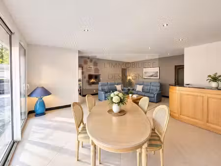 léognan – exclusivité – 132 m²  4 chambres  jardin et grande terrasse