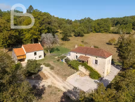 domaine de caractère sur 6 2 ha avec installations équestres