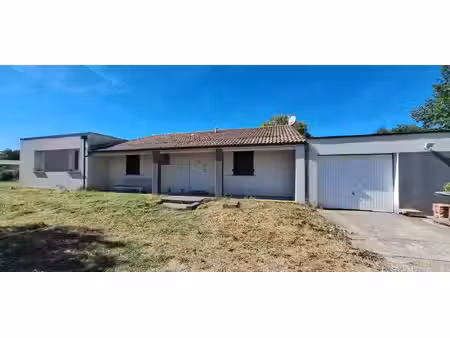 maisons le born 214.5 m2