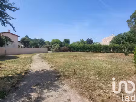 vente terrain à bâtir 745 m²
