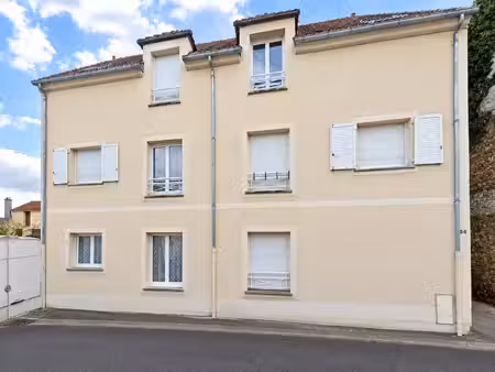 location appartement 3 pièces 59m² fontenay tresigny 77610