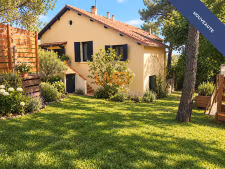 maison de charme avec studio independent  3000m2 de terrain bois