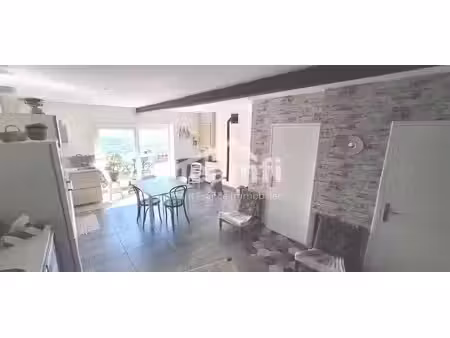 vente maison 5 pièces 96 m² à corent (63730)  273 000 €