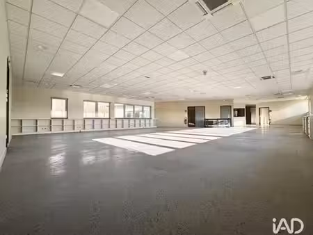 bureau prestigieux de 480 m2 en location - agnetz  hauts-de-france