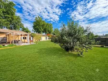 maison t5 de 163 m2 avec 823 m2 de terrain
